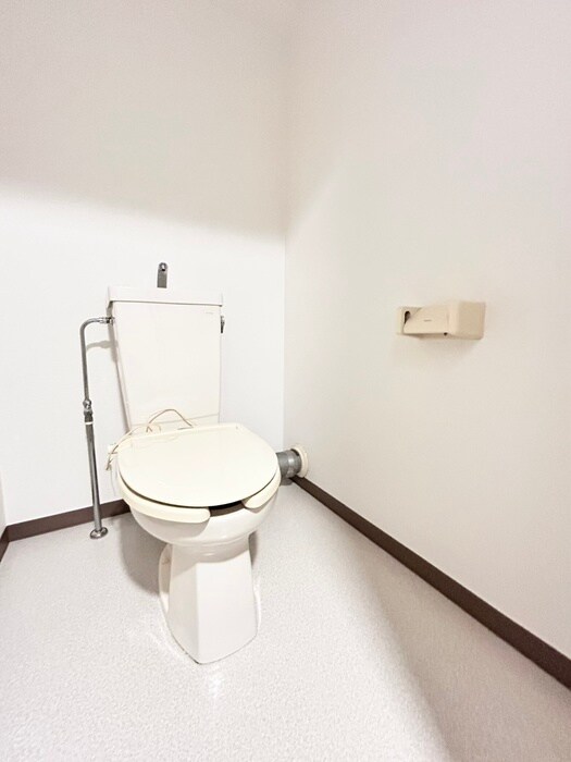 物件内観写真16　(トイレ)