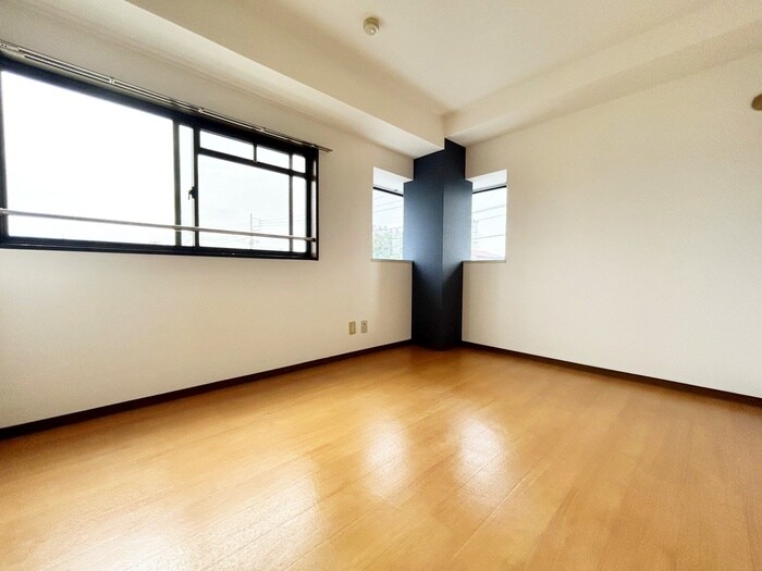 物件内観写真18　(居室)