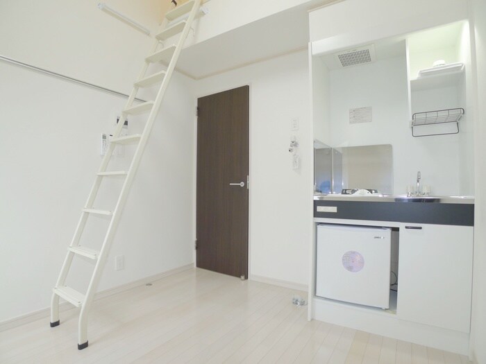 物件内観写真9　(居室)