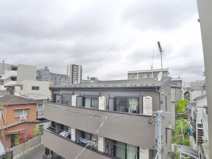 物件内観写真22　(室内からの展望)