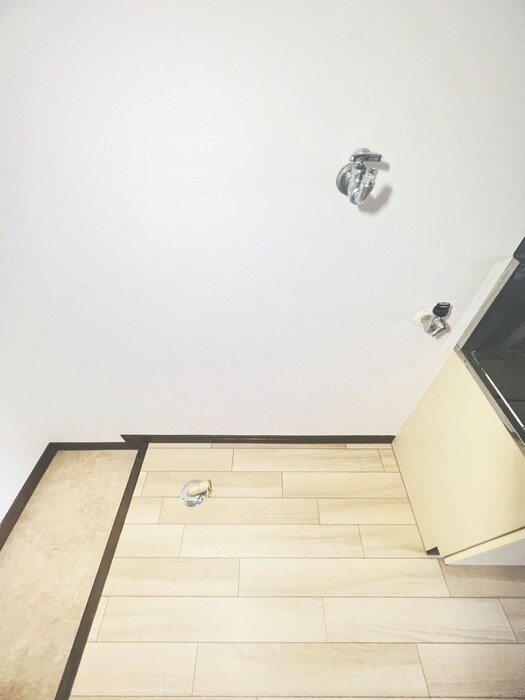 物件内観写真18　(洗濯機置場)