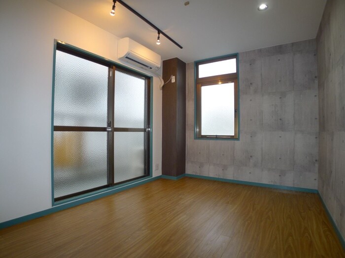 物件内観写真8　(居室)