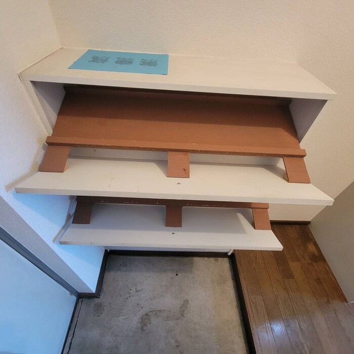 物件内観写真17　(玄関)