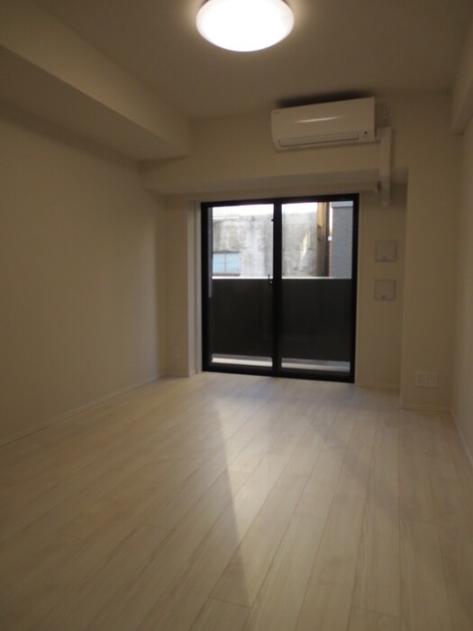 物件内観写真4　(居室)