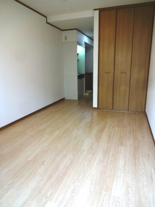 物件内観写真6　(居室)