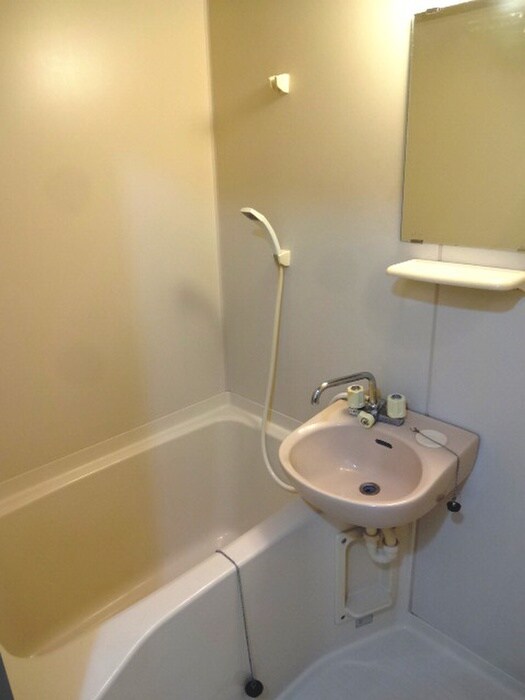 物件内観写真8　(バス／シャワールーム等)