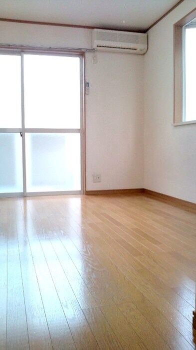 物件内観写真11　(居室)