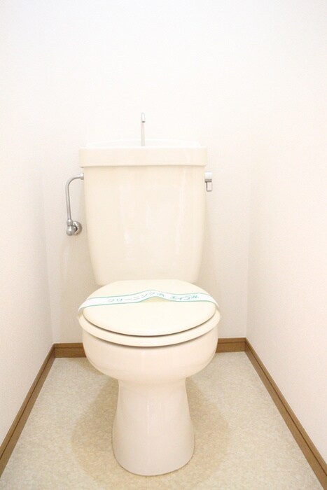 物件内観写真12　(トイレ)