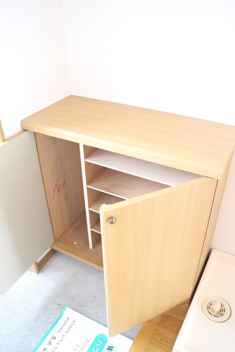 物件内観写真13　(靴箱)