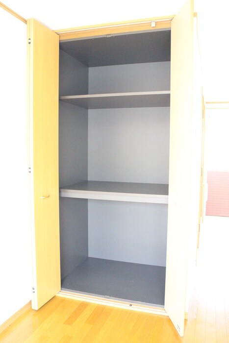 物件内観写真15　(収納)