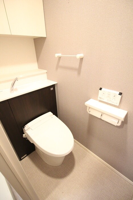 物件内観写真10　(トイレ)