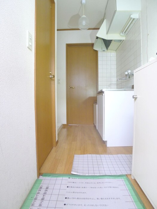 物件内観写真16　(廊下)