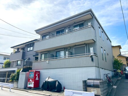 プリセーヌ外観写真