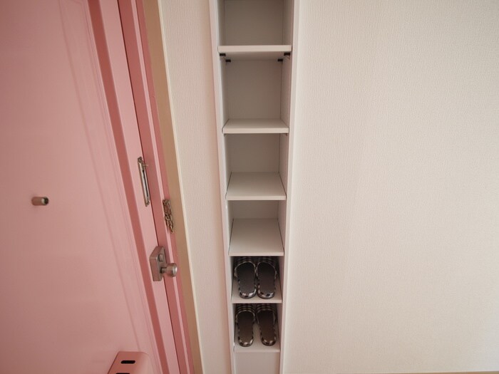 物件内観写真12　(靴箱)