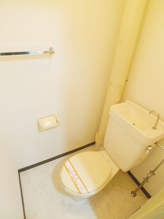 物件内観写真15　(トイレ)