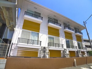 セゾン弥生外観写真