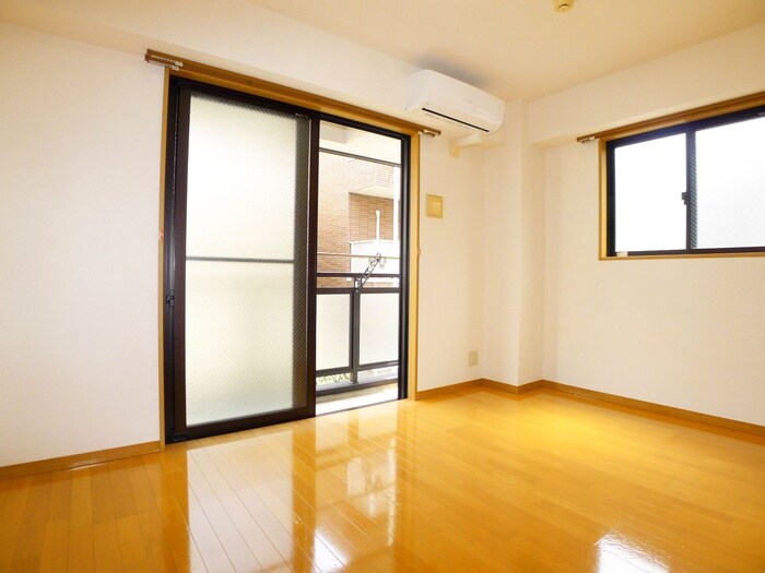 物件内観写真6　(居室)