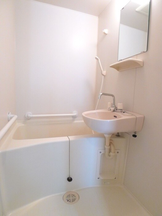 物件内観写真8　(バス／シャワールーム等)