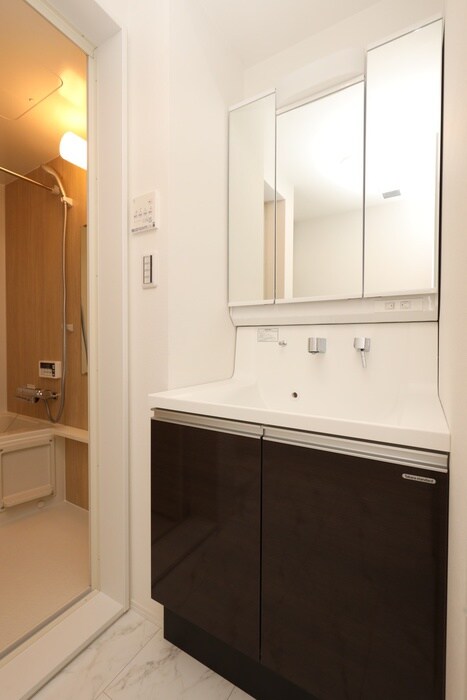 物件内観写真13　(洗面)
