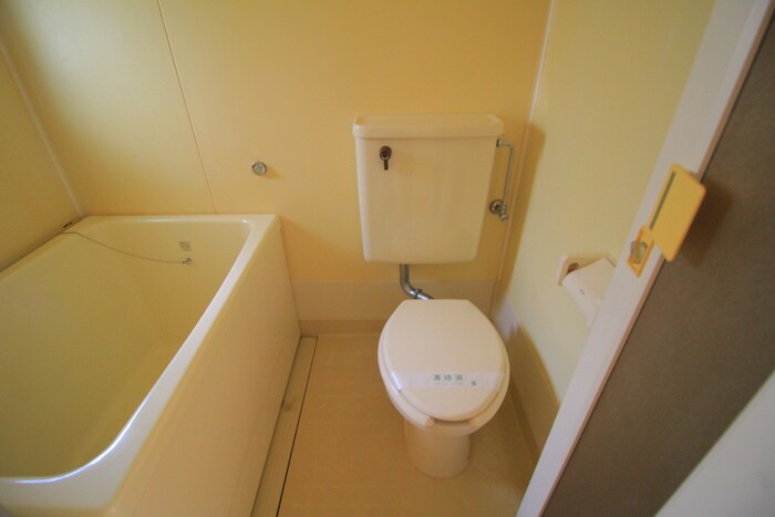 物件内観写真19　(トイレ)