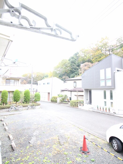 物件内観写真21　(室内からの展望)