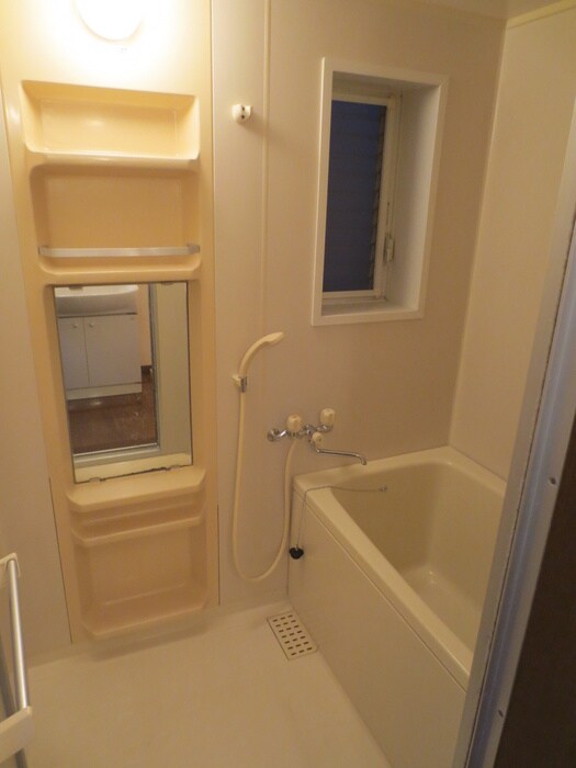 物件内観写真12　(バス／シャワールーム等)