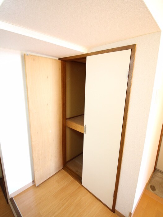 物件内観写真8　(収納)