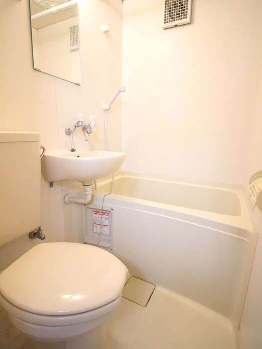 物件内観写真12　(バス／シャワールーム等)