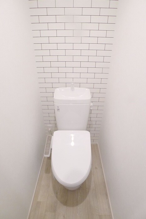 物件内観写真11　(トイレ)