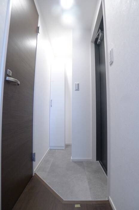 物件内観写真19　(玄関)