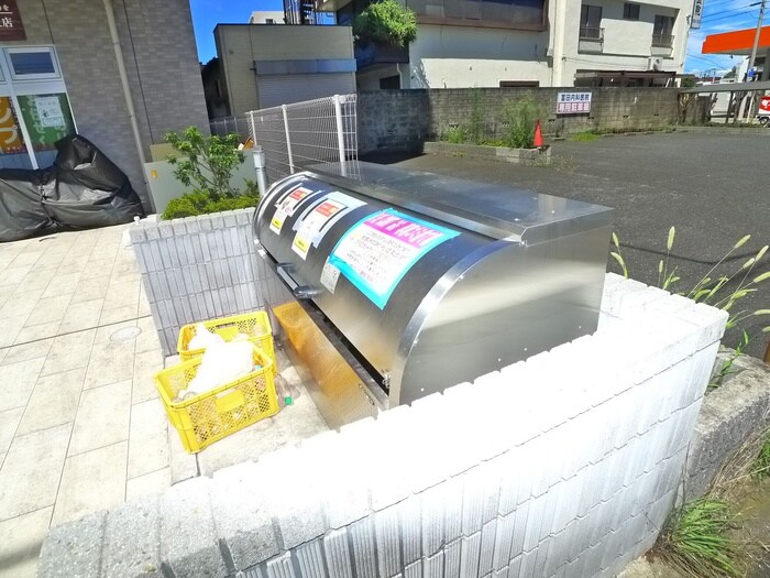 物件外観写真4　(建物設備)