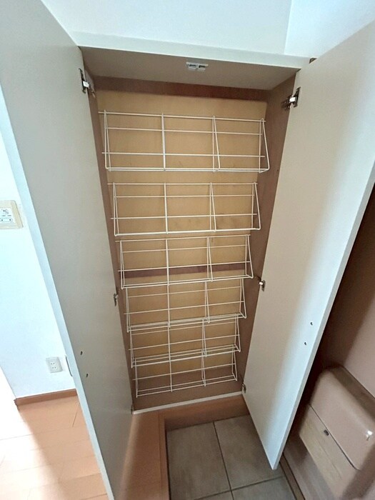 物件内観写真17　(靴箱)