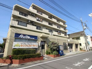 三高・高島平ビル外観写真
