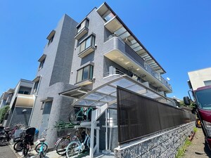 ステラ平安外観写真