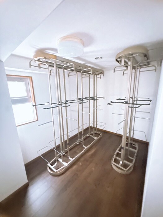 物件内観写真10　(収納)