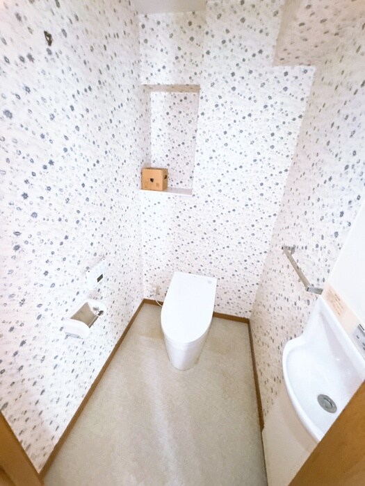 物件内観写真12　(トイレ)