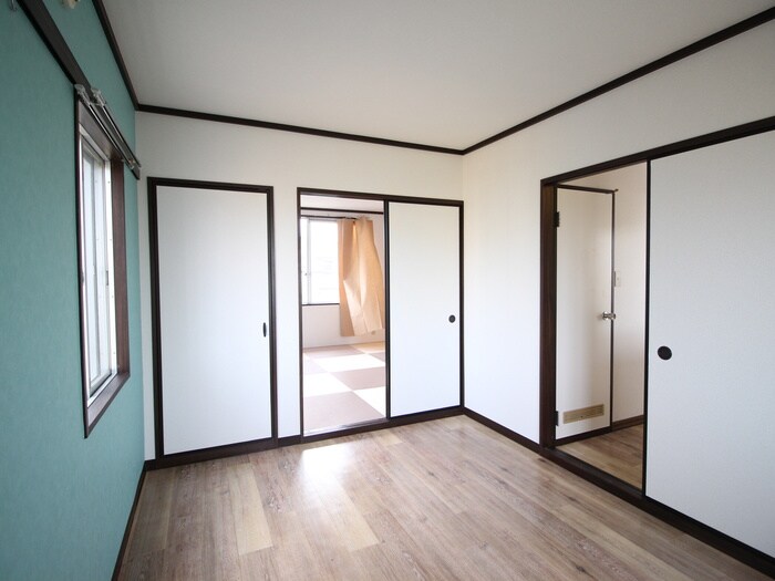 物件内観写真10　(居室)