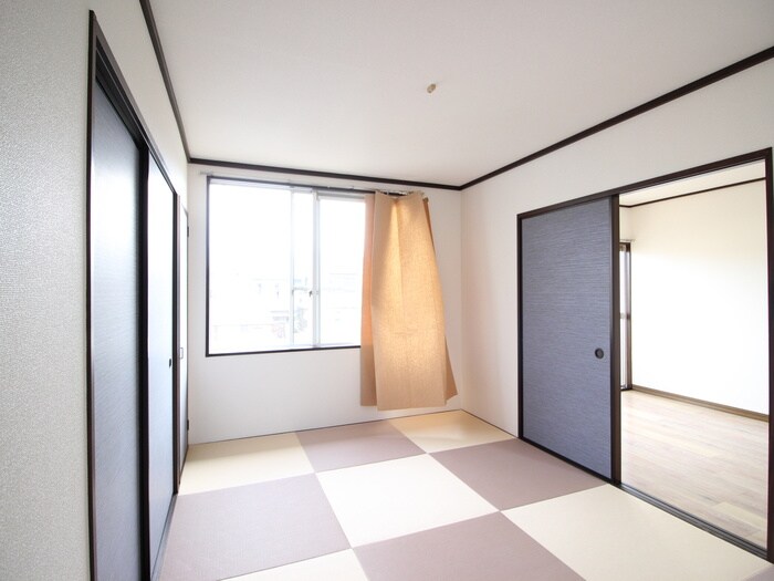 物件内観写真11　(居室)