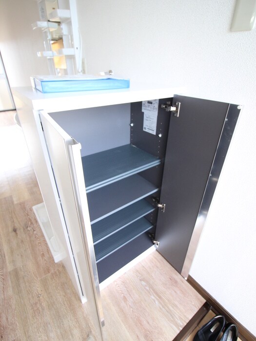 物件内観写真16　(靴箱)