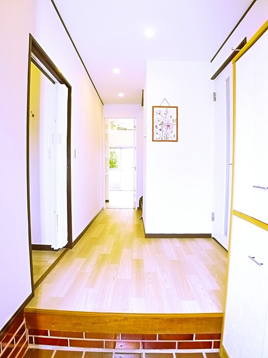 物件内観写真9　(玄関)