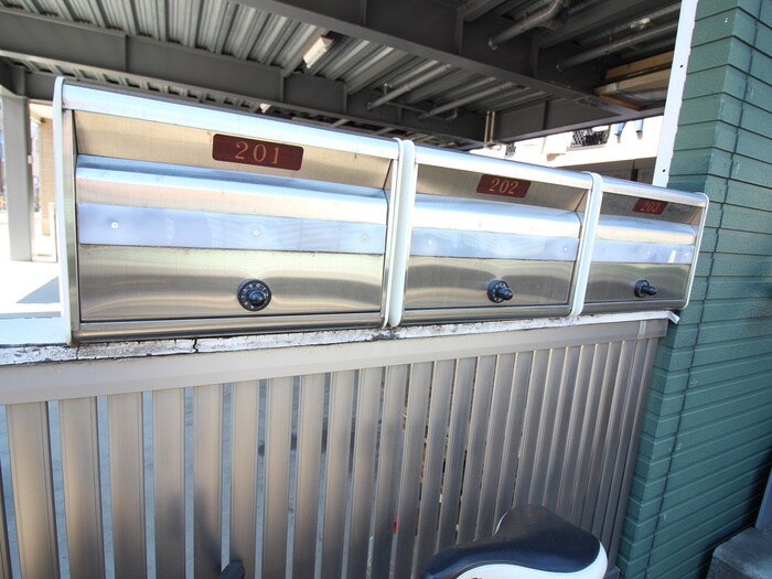 物件外観写真4　(建物設備)