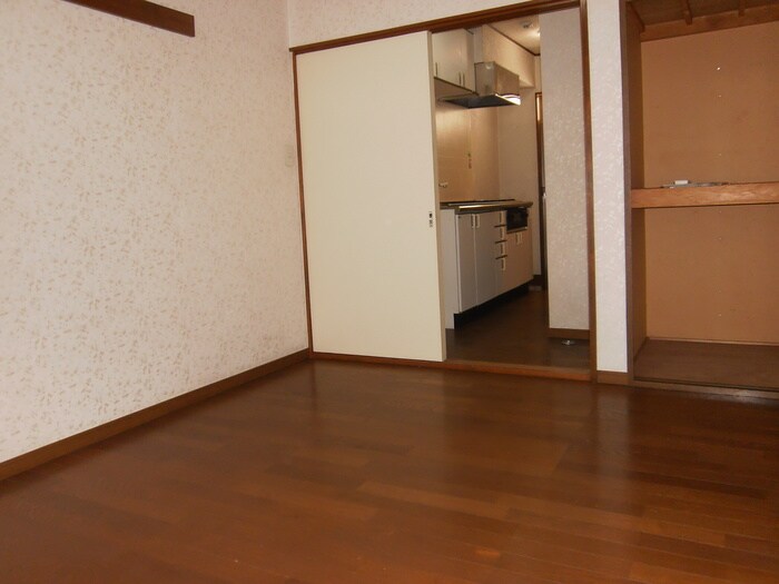 物件内観写真8　(居室)