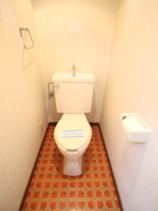 物件内観写真9　(トイレ)