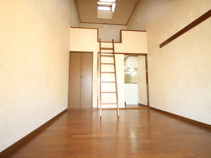 物件内観写真13　(居室)