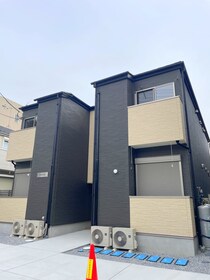 Ｆｒｅｅｓｉａ　ｃｏｕｒｔの外観写真