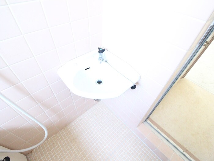 物件内観写真11　(洗面)