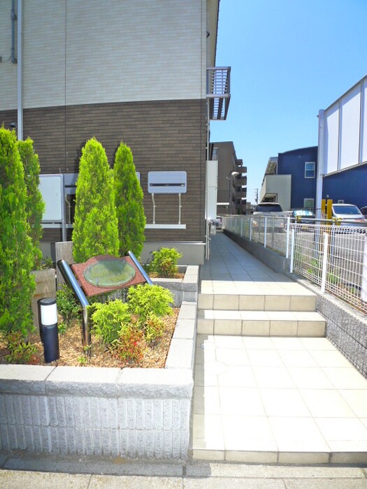 フェスティナレンテのエントランス部分