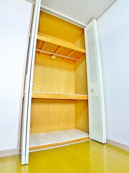 物件内観写真10　(収納)