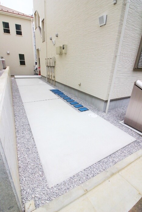 物件外観写真5　(駐輪場)