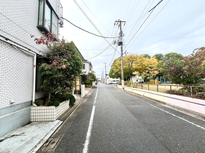 物件外観写真6　(周辺環境)